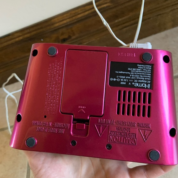 Original Ihome digital radio alarm clock - Picture 5 of 5